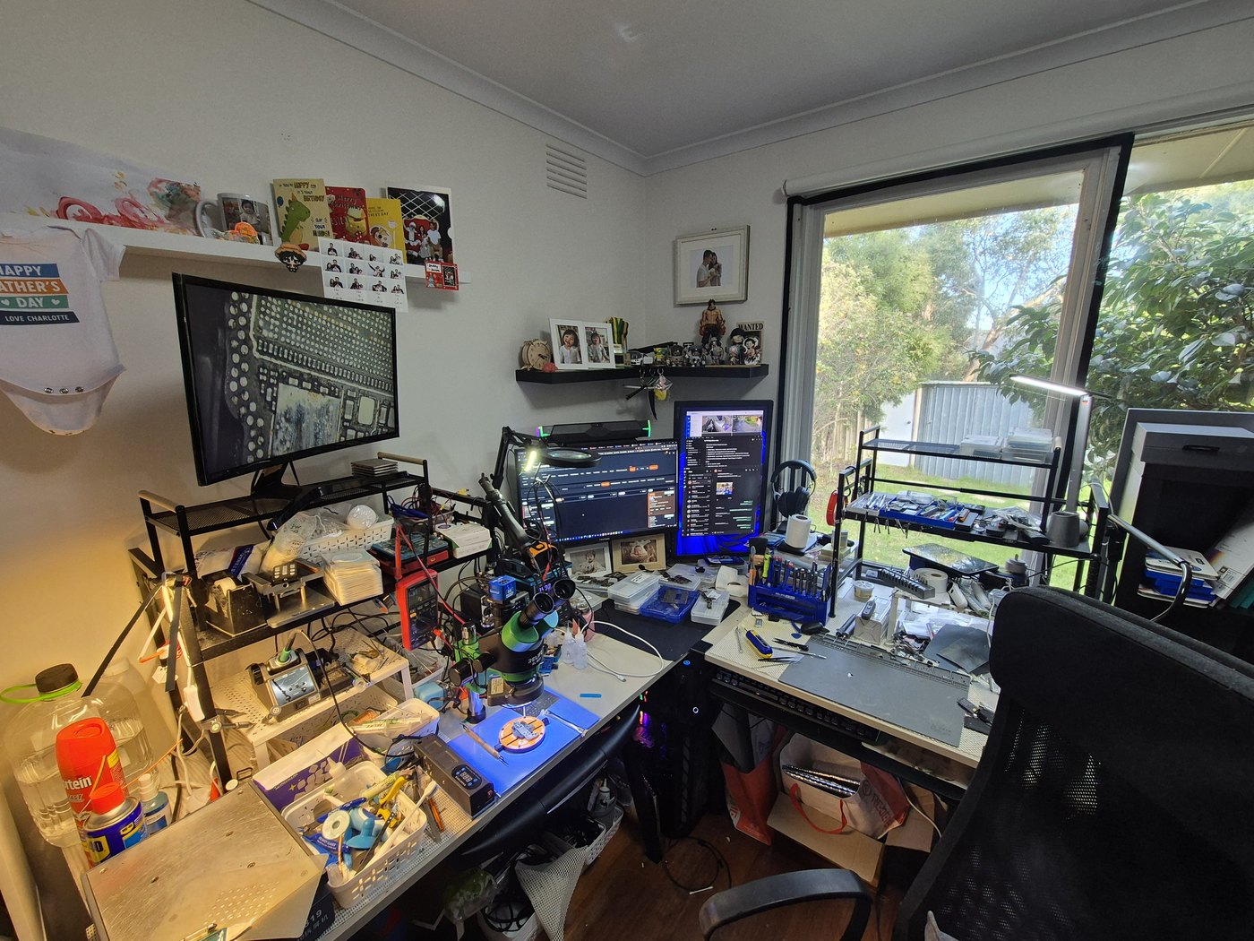 Repair bench and diagnostic workspace at The Mobile Phone Clinic in Scoresby